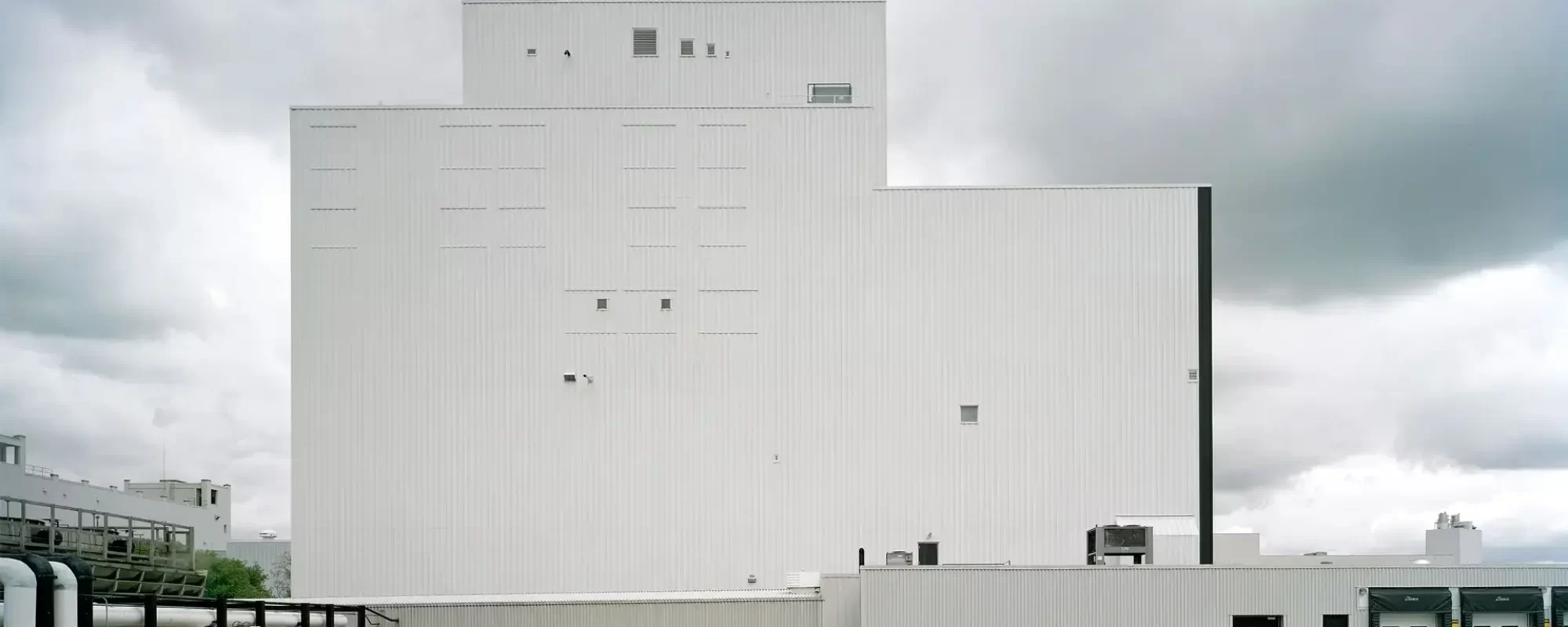 Building 13, Coating Facility, Kodak Canada, Toronto, 2006, Chromogenic Print, 76 cm. x 99 cm.