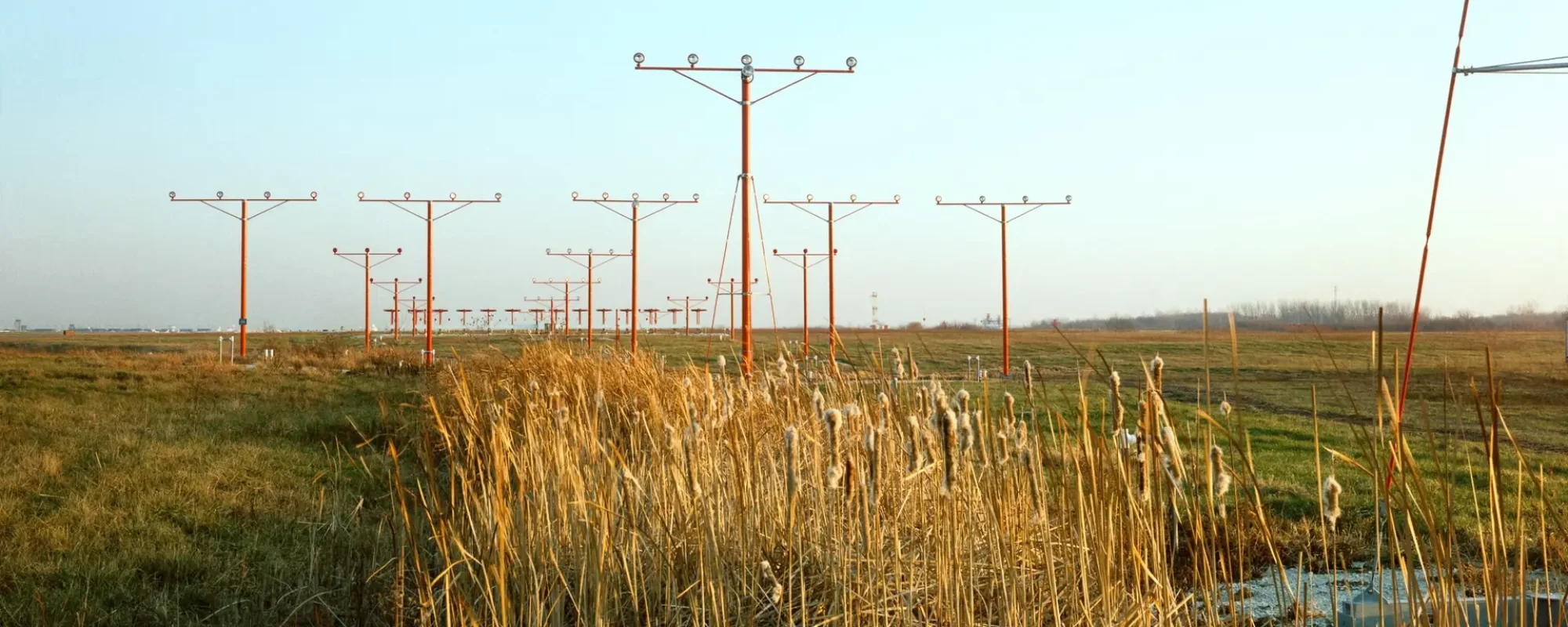 Runway 4R Approach Lights, 1984
