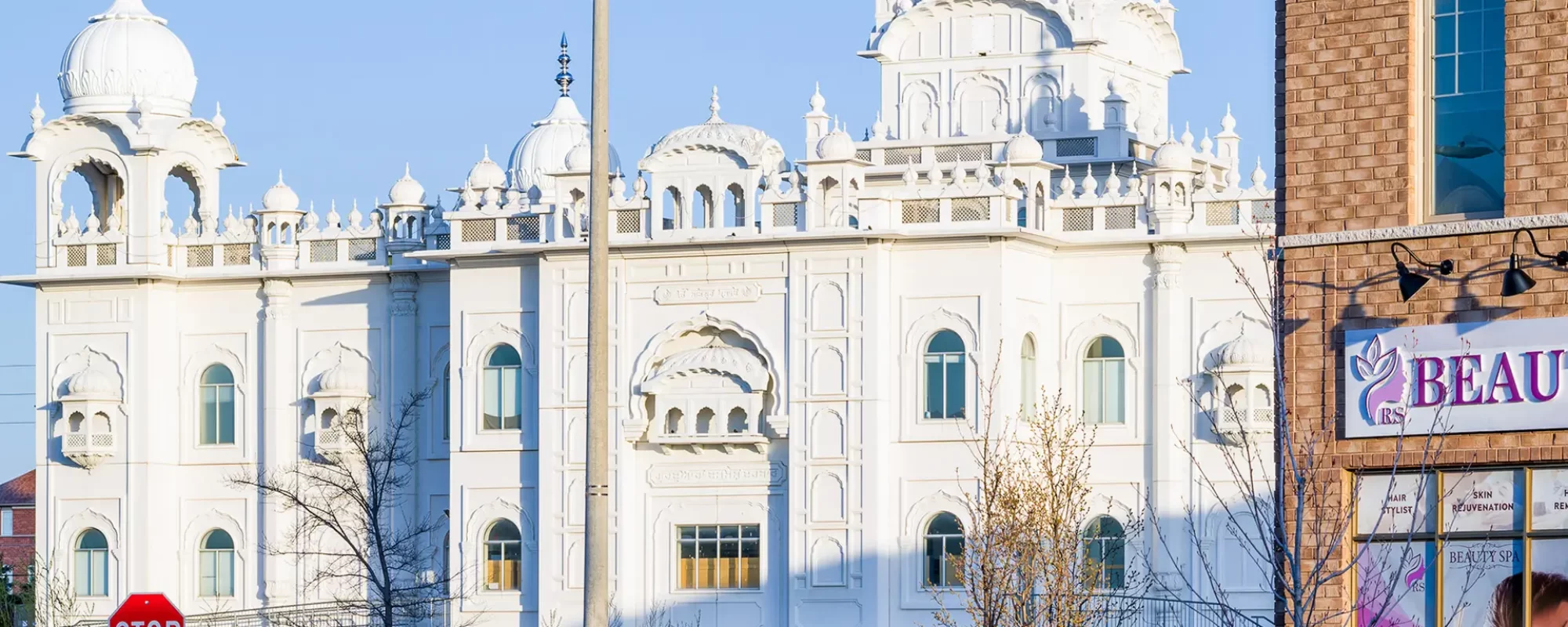 Gurudwara Dasmesh Darbar, Brampton, 2021, Pigment print, 101 cm X 127 cm